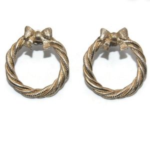 Vintage Avon Gold Tone Wreath with Bow Stud Earrings, Post Backs, Pierced Ears